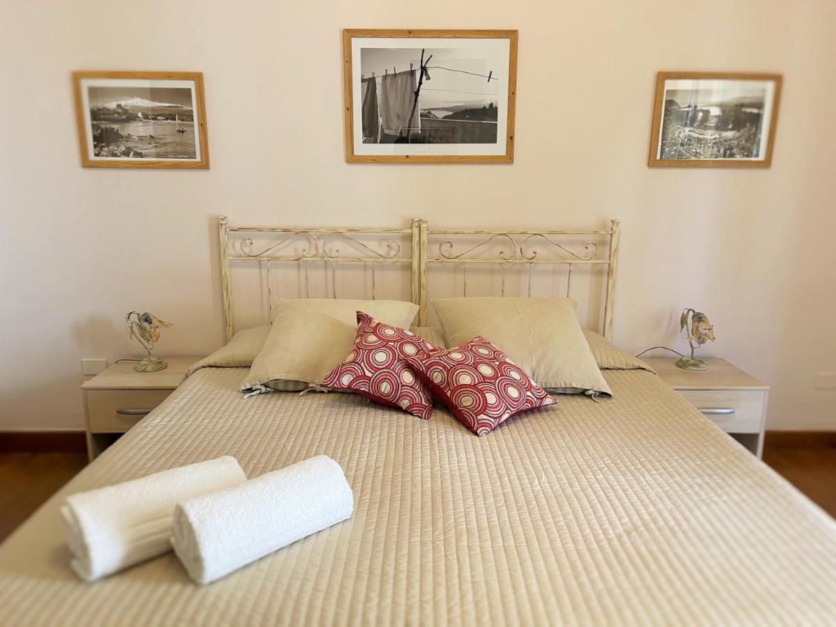 B&B Evelyne Taormina Dış mekan fotoğraf
