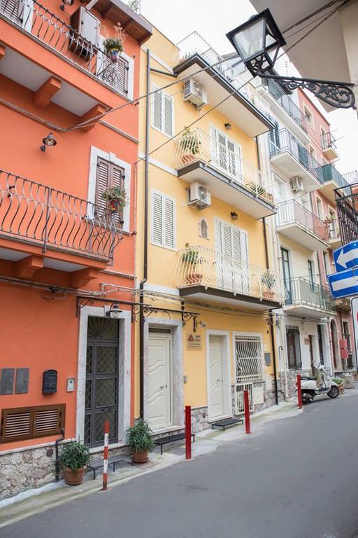 B&B Evelyne Taormina Dış mekan fotoğraf